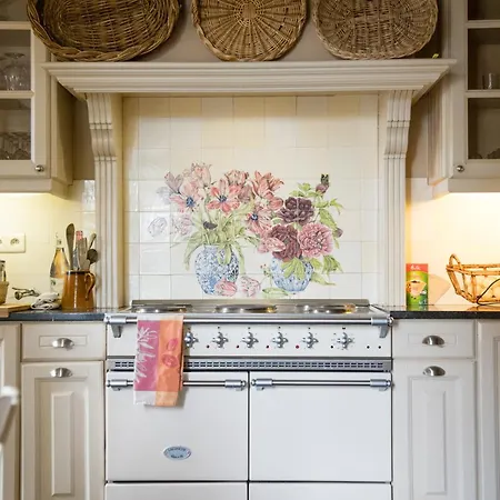 Ferme De L'airbois - 12pers Et 14pers * Yvoir