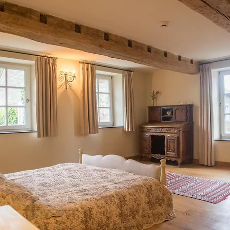 Holiday home Ferme De L'airbois - Du Logis 14pers