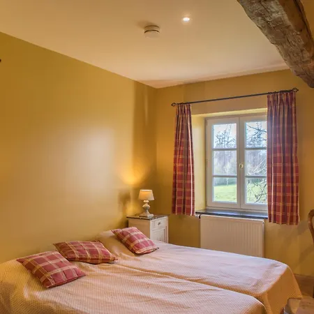 Ferme De L'airbois - 12pers Et 14pers Ferienhaus Yvoir